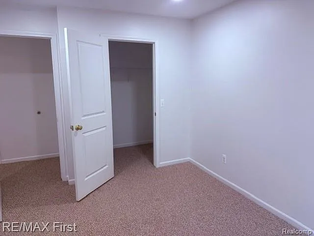 16713 Kensington Dr — Photo 24