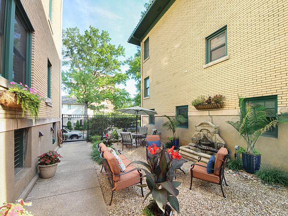 3rd image of 2337 Bonnycastle Ave APT 4