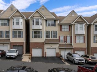 43 Conover Ter, Lebanon, NJ 08833