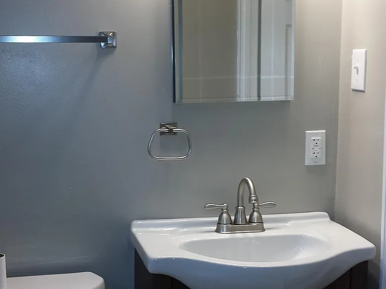 3437 Manhattan Ave — Photo 7