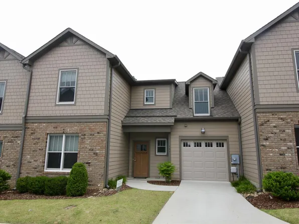 147 Pine Branch Ct, Southern Pines, NC 28387