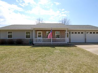 130 Roecker St, Loganville, WI 53943