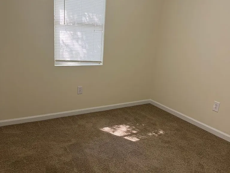 2929 Wakefield Ct — Photo 5
