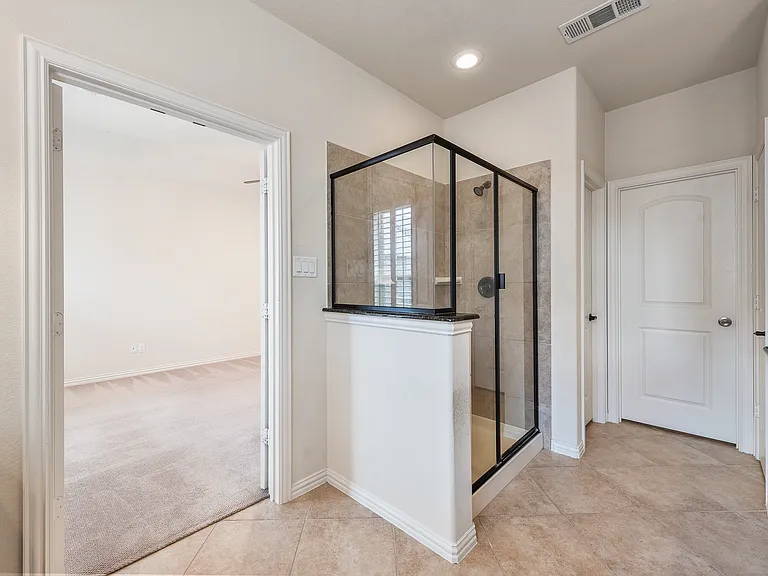 6491 Las Colinas Blvd — Photo 21