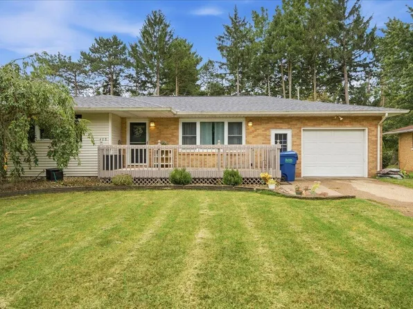 408 Waverly Dr, Benton Harbor, MI 49022
