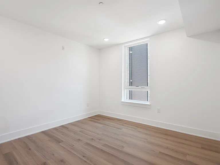 3609 Brandywine St #5 — Photo 24