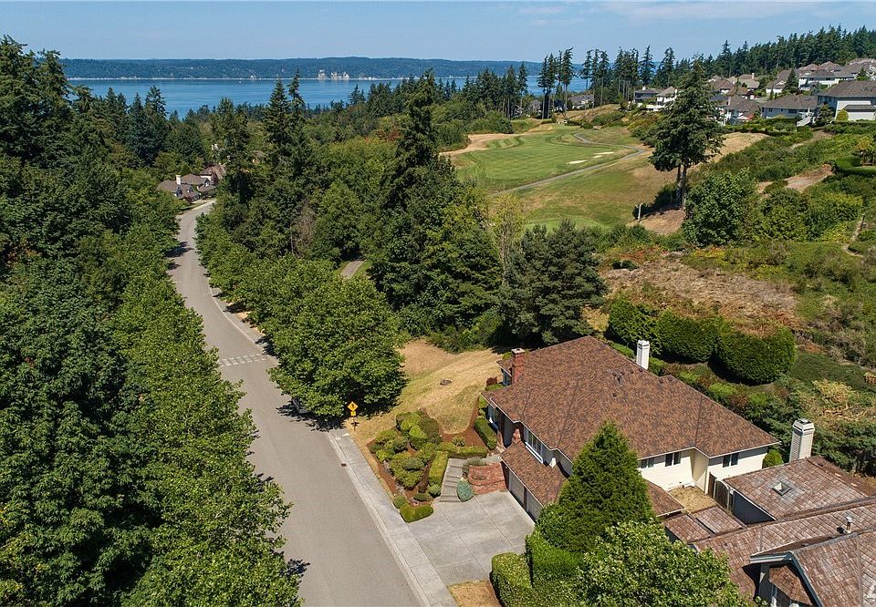 2nd image of 6031 Bayview Dr