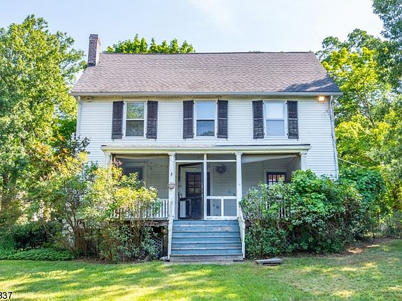 2nd image of 353 Roseland Ave