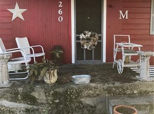 260 Baughman Hill Rd, Azle, TX 76020