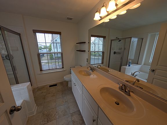 5th image of 8350 Lee Hall Ave