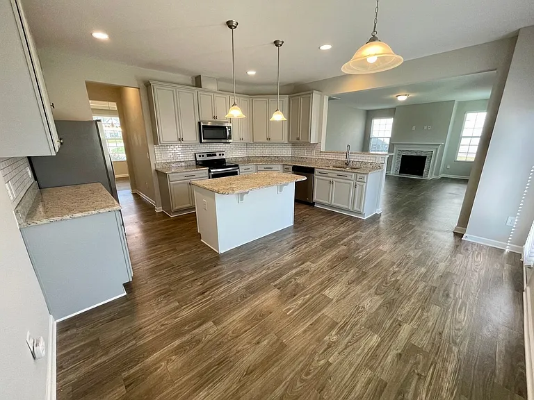 1950 Rubywood St — Photo 15