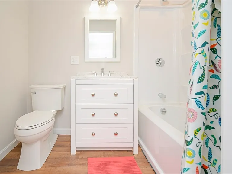 23 Warwick St #3 — Photo 7