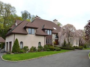 7 Far Hill Ln, Pleasantville, NY 10570