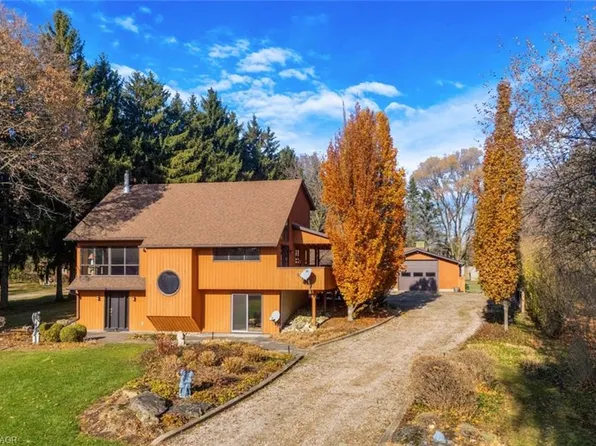 106 Royal Oak Rd, Cambridge, ON N3E 0A4