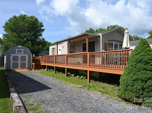 211 Pike Point, Waynesville, NC 28785