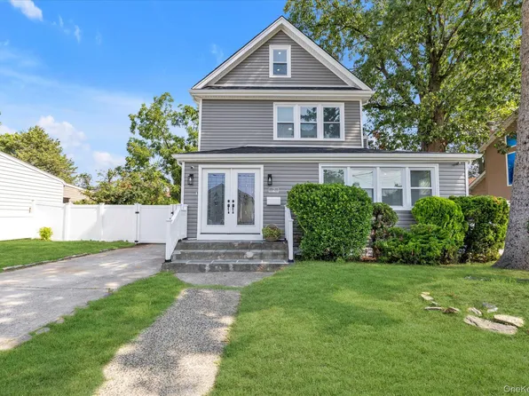 2 Canandaigua Avenue, West Hempstead, NY 11552