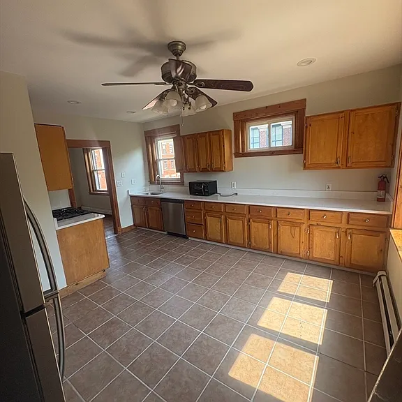 220 Magnolia St #2 — Photo 5