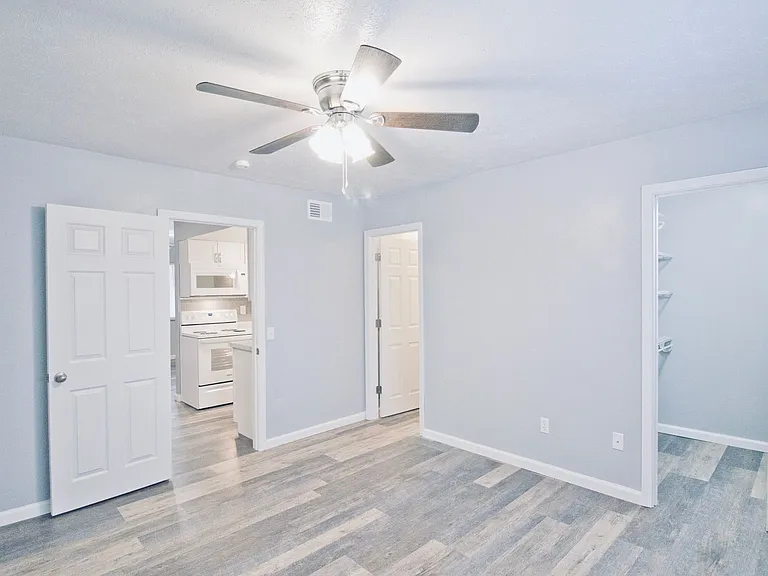 79 Devon Ct — Photo 7