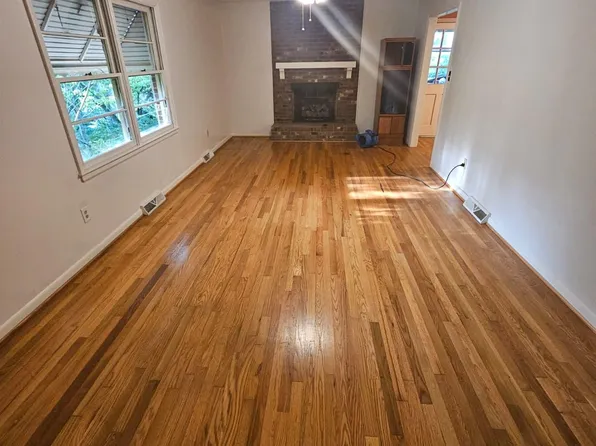 416 Coleridge Rd, Ramseur, NC 27316