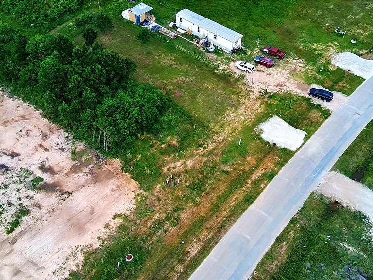 1019 Road 5704 — Photo 3