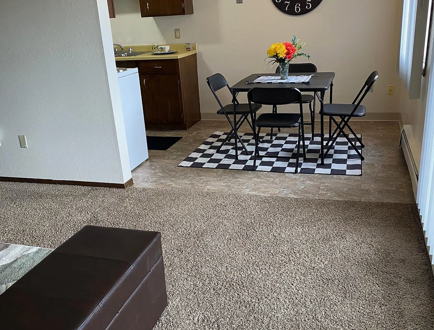 Amberwood Apartments — Photo 4