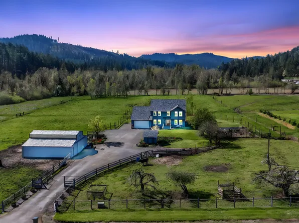 30356 Camas Swale Rd, Creswell, OR 97426