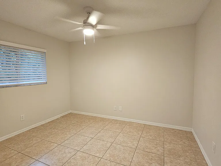 9209 Seville Rd — Photo 8