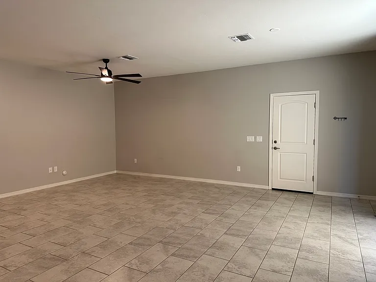 1109 E Ascent St — Photo 10