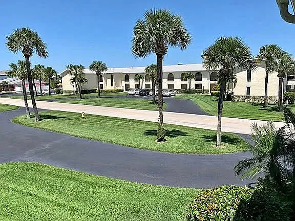 1845 Robalo Dr