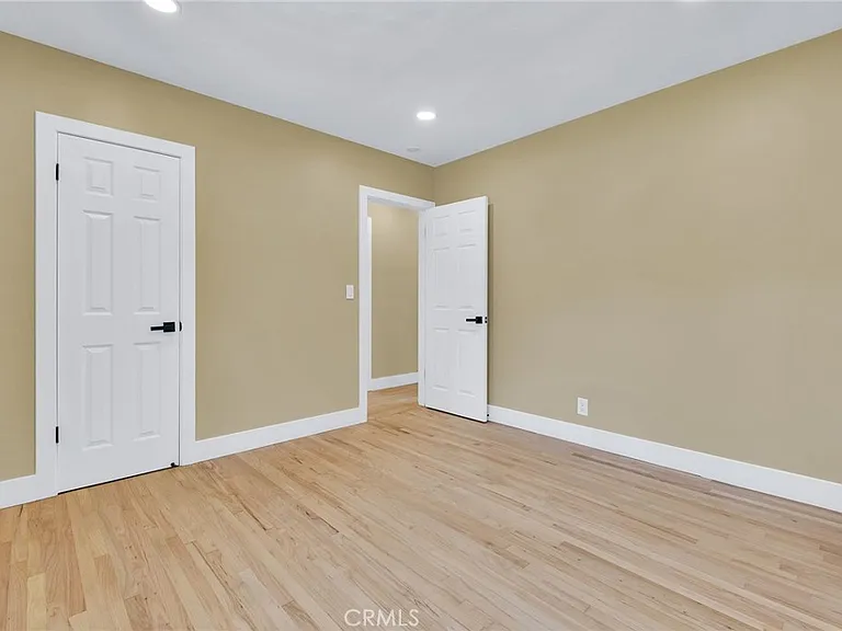 4515 Greenmeadows Ave — Photo 20