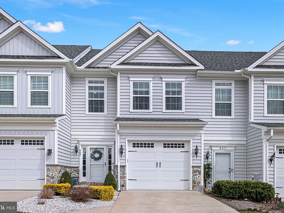 1st image of 409 Sitka Spruce Ln #183