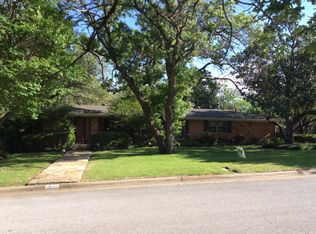 6467 Woodstock Rd, Fort Worth, TX 76116