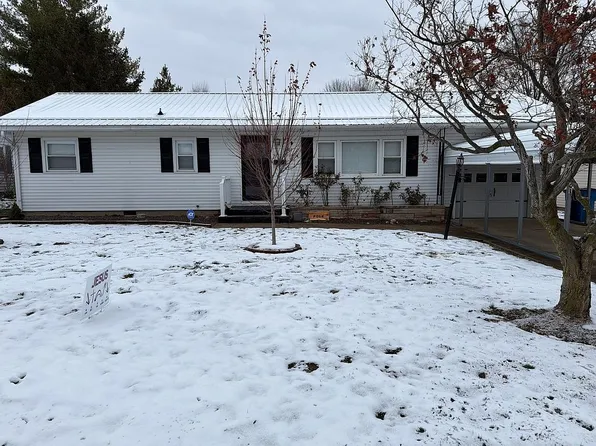 2301 Devonshire Dr, Lawrenceville, IL 62439