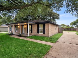 610 Acapulco Village Dr, Humble, TX 77338