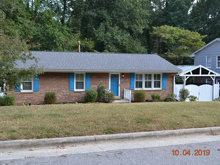3316 Ashby Pl — Photo 2