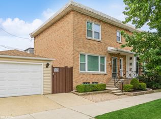 2751 W Rascher Ave, Chicago, IL 60625