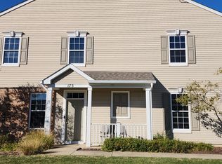 175 Springbrook Trl S, Oswego, IL 60543