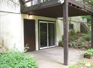 14 Villas Rd #5, Mount Pocono, PA 18344