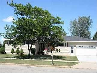 1st image of 1710 18th Ave S