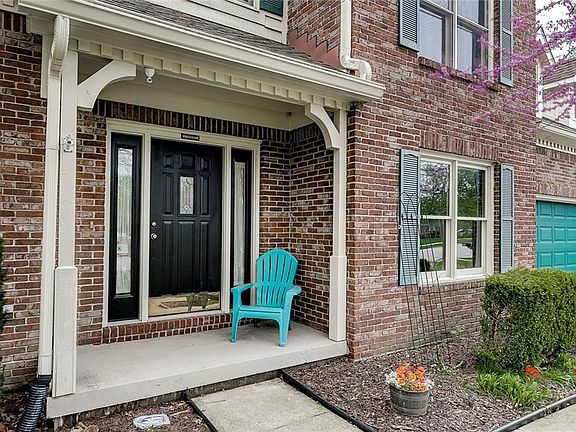 2nd image of 845 Grace Dr