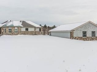 225 Jones Ave, Dracut, MA 01826