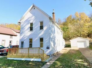 2820 Pinard St, Dubuque, IA 52001