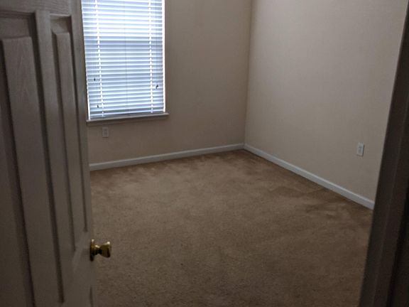 4th image of 2738 W Tharpe St #2500