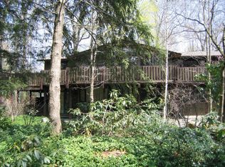 3 Settlers Trl, Darien, CT 06820