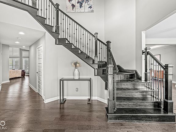 5th image of 950 Westlake Hills Dr