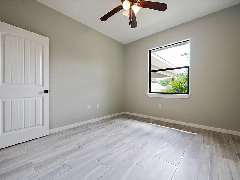 1215 Sherrard St #B — Photo 16