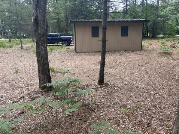 10604 River Rd, Atlanta, MI 49709