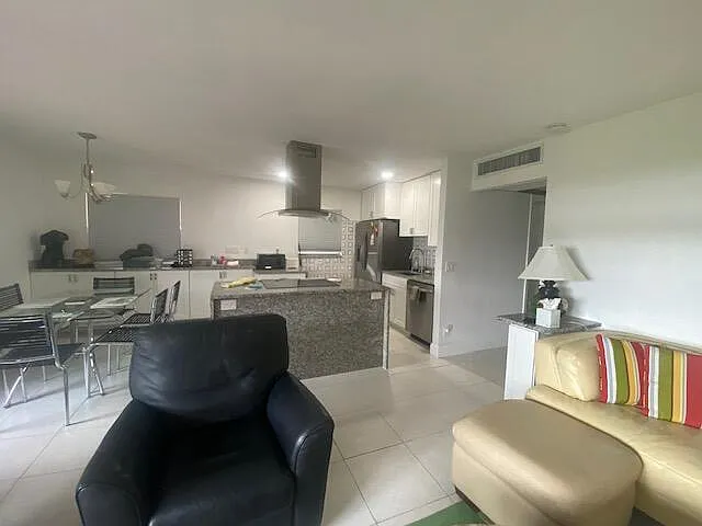 189 Waterford Cir #H — Photo 6