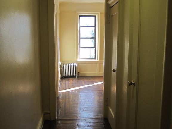 3rd image of 1334 Eastern Pkwy APT 4B