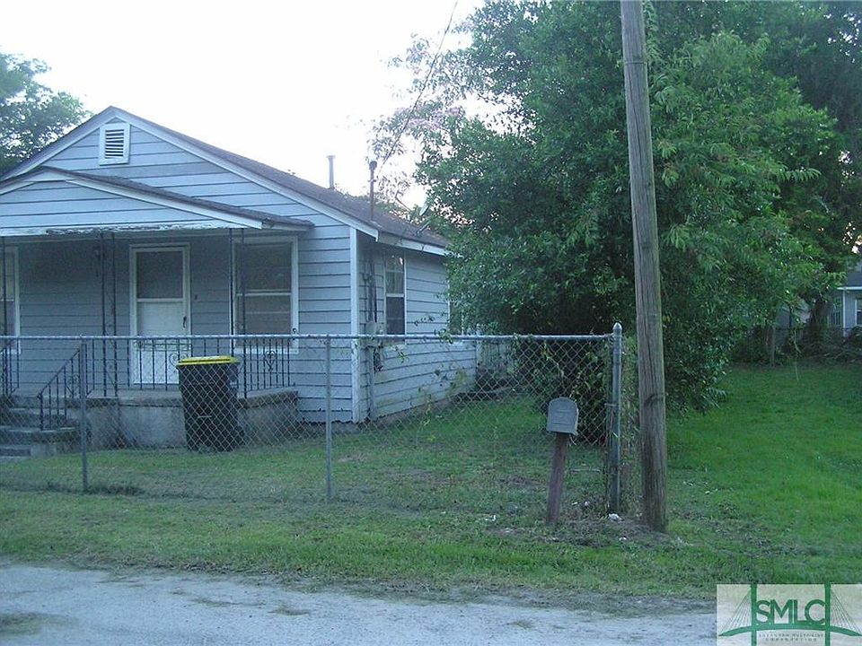 2nd image of 144 Hopper St